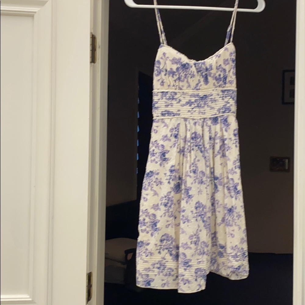Super cute summer dress!